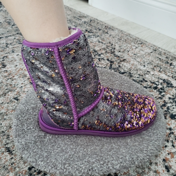 UGG purple silver sequins boots - Picture 4 of 7